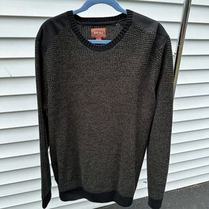 Red Ale Grey Shoulder Patch Sweater